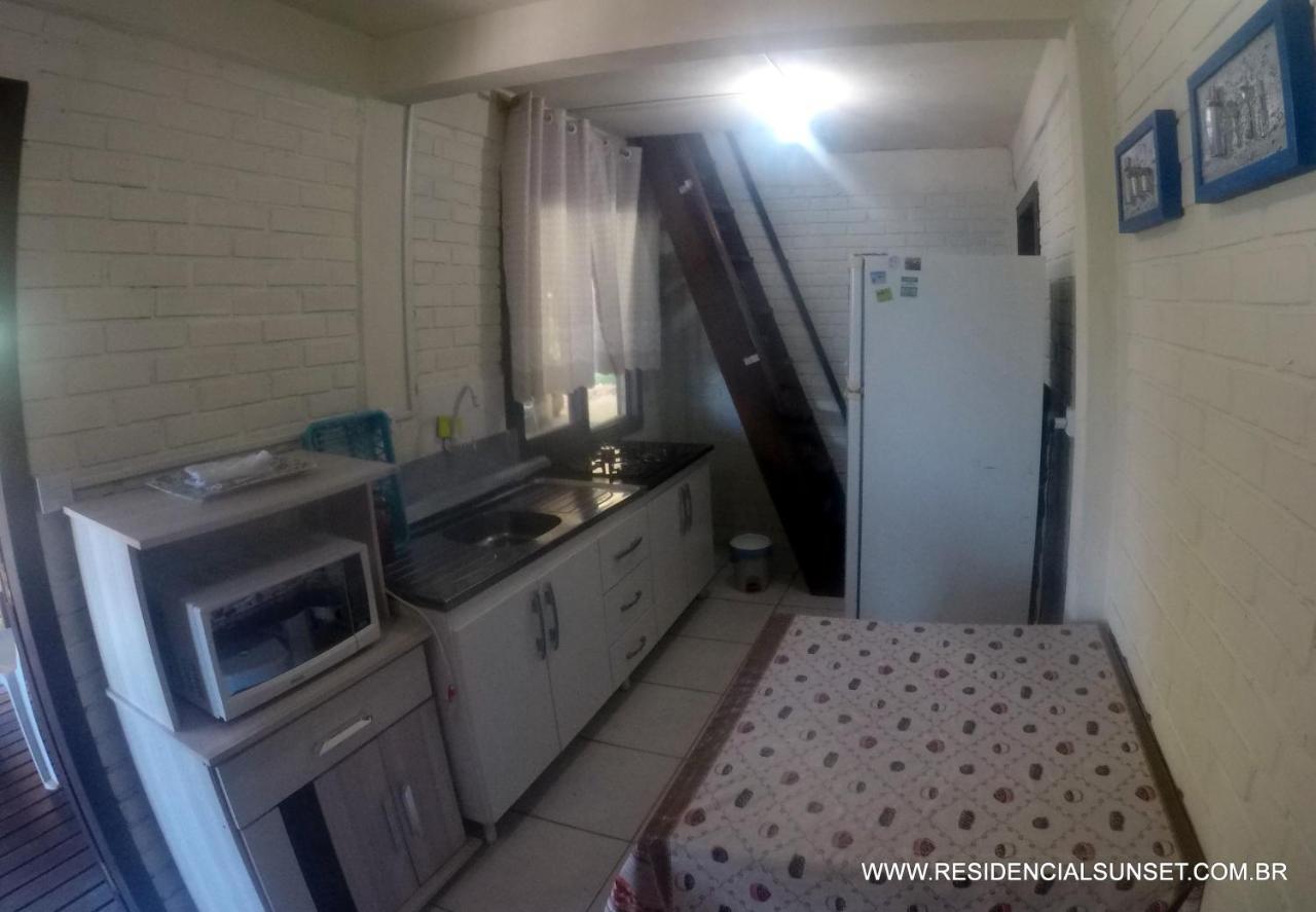 邦比尼亚斯Residencial Sunset公寓式酒店 外观 照片